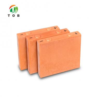 Modelos ficticios de celdas prismáticas TOB-DCMX en aluminio y baquelita