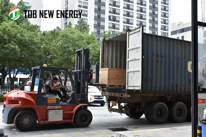 Se está enviando el equipo de producción de la línea piloto de celdas de iones de litio tipo bolsa.