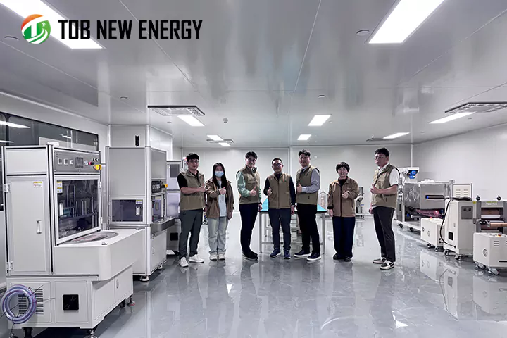 El agente coreano 대한진 (캠트리) visitó TOB NEW ENERGY para conversaciones e intercambios comerciales.